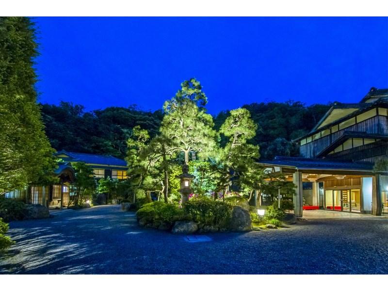 Yutouya Ryokan Toyooka  Exteriör bild