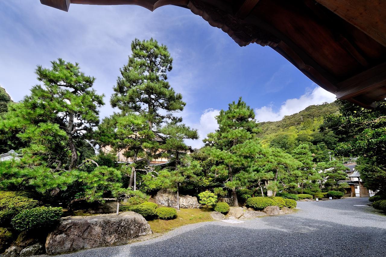 Yutouya Ryokan Toyooka  Exteriör bild