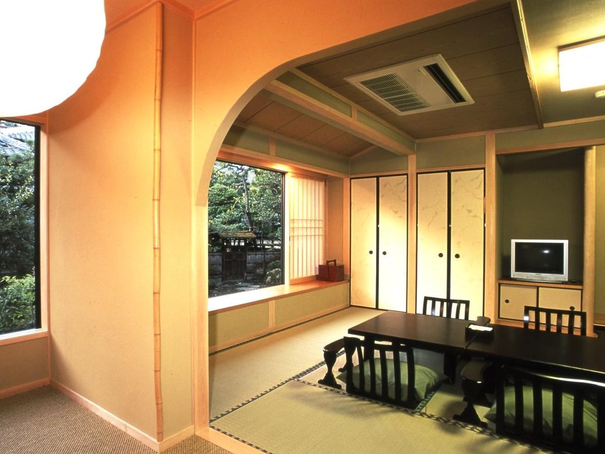 Yutouya Ryokan Toyooka  Exteriör bild