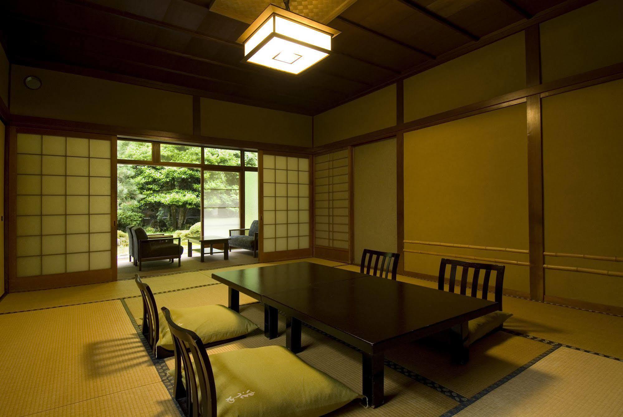 Yutouya Ryokan Toyooka  Exteriör bild