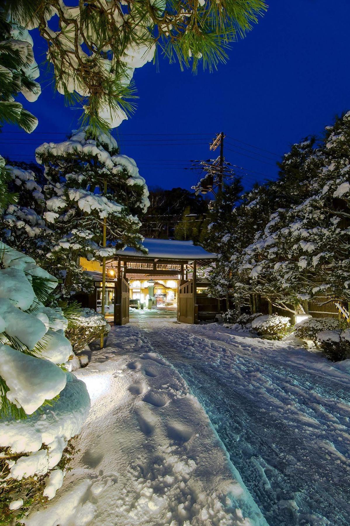 Yutouya Ryokan Toyooka  Exteriör bild